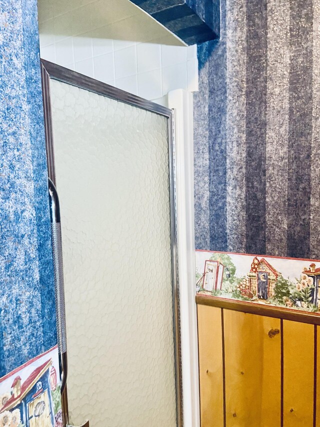 513 Meng St, Greenfield, MO 65661 - full bath with a shower stall
