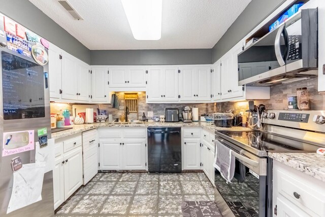 429 Pine Cone Ln, Mammoth Spring, AR 72554