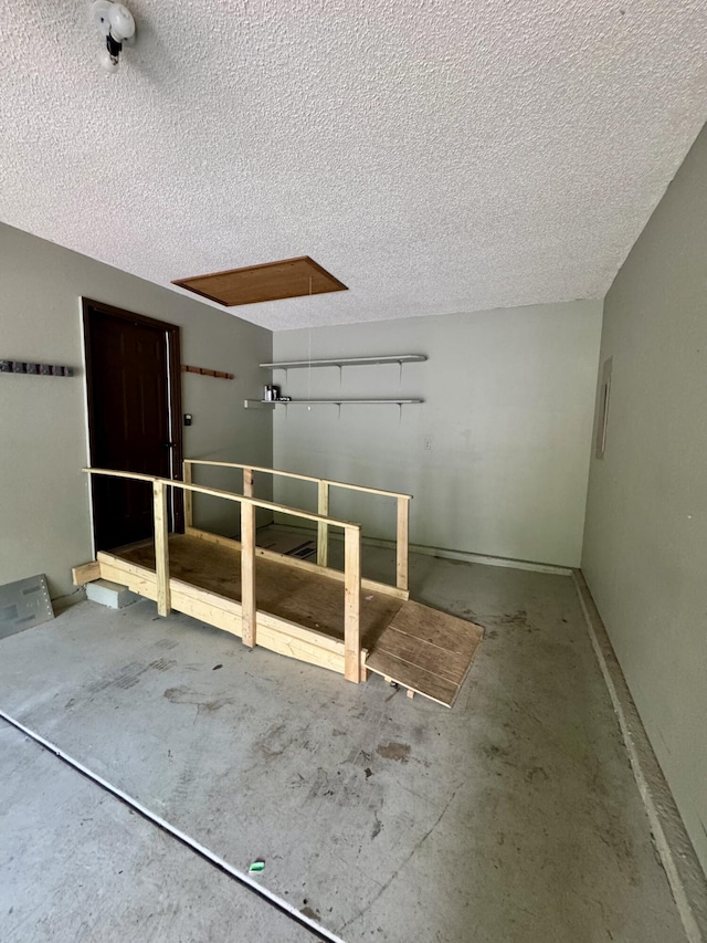 701 Barracuda Dr, Nixa, MO 65714 - view of garage