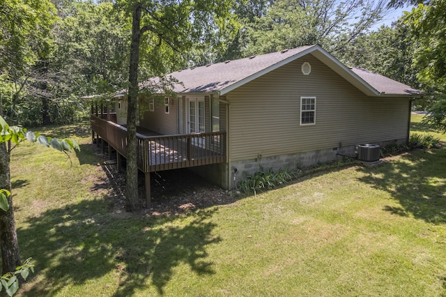 29474 Farm Rd Unit 1260, Golden, MO 65658 - view of home's exterior with a wooden deck, crawl space, and a lawn