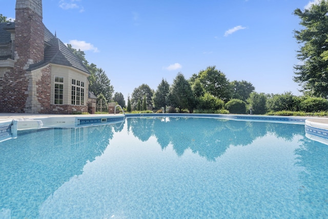 4156 E Division St, Springfield, MO 65802 - view of swimming pool