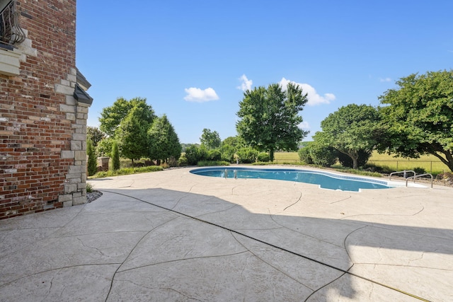 4156 E Division St, Springfield, MO 65802 - outdoor pool with a patio