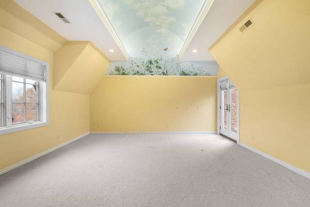 4156 E Division St, Springfield, MO 65802 - additional living space featuring vaulted ceiling, light carpet, and recessed lighting
