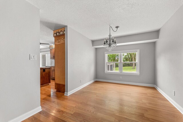 5465 S Woodcliffe Dr, Springfield, MO 65804 - photo 9