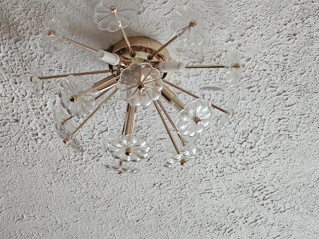 312 W Locust St, Aurora, MO 65605 - detailed view
