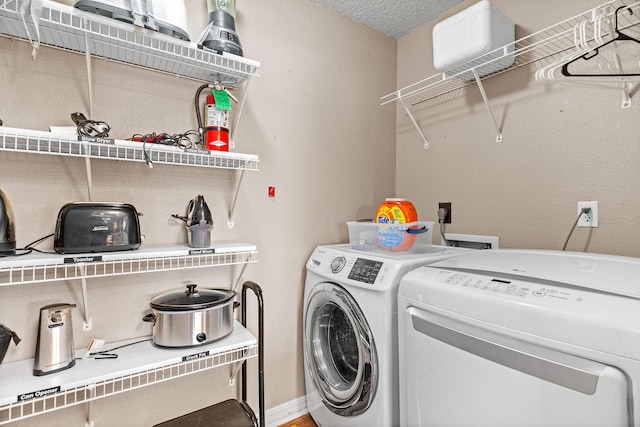 161 Avondale Dr Unit 1, Branson, MO 65616 - laundry room with separate washer and dryer