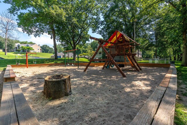 161 Avondale Dr Unit 1, Branson, MO 65616 - view of community play area