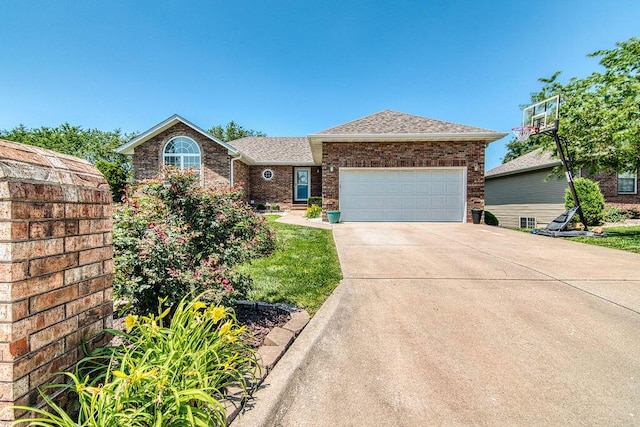 1001 W Bates Dr, Nixa, MO 65714 - photo 1