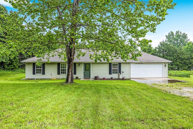 3936 S 77th Rd, Dunnegan, MO 65640 - ranch-style house with dirt driveway, an attached garage, a front lawn, and roof with shingles