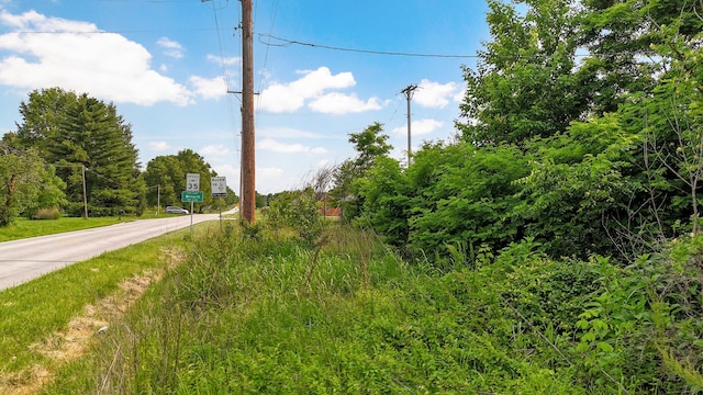 6525 N State Highway Z, Willard, MO 65781