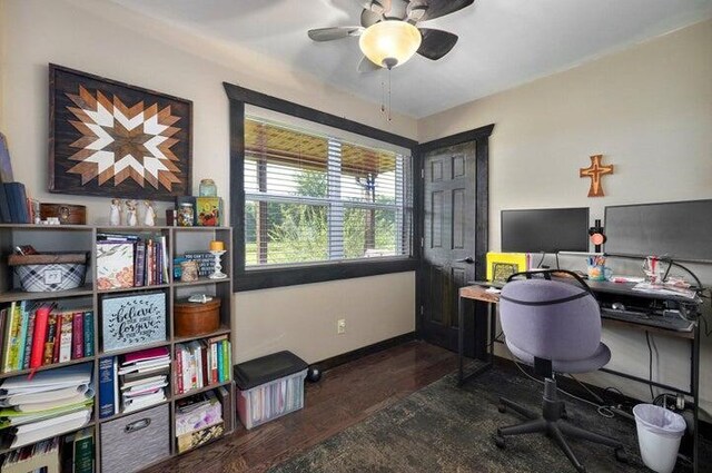 31 Mulberry Ln, Buffalo, MO 65622 - office space featuring wood finished floors and a ceiling fan