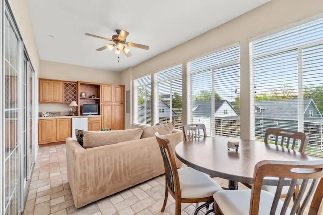 200 Glory Rd Unit B6, Branson, MO 65616 - living area featuring ceiling fan