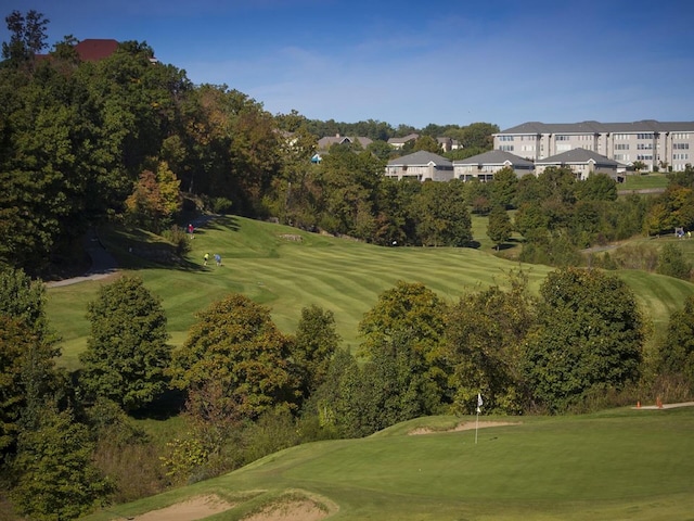 200 Glory Rd Unit B6, Branson, MO 65616 - view of home's community featuring golf course view, a putting green, and a yard