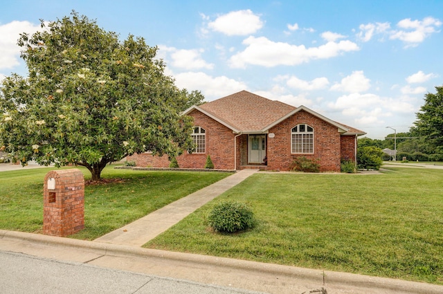 3933 W Greenwood St, Springfield, MO 65807 - photo 1