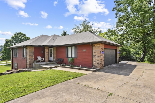 1994 Pointe Royale Dr, Branson, MO 65616