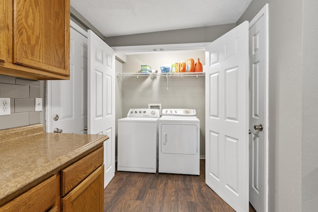 922 W Elm St, Springfield, MO 65806 - laundry area featuring separate washer and dryer and dark wood-type flooring