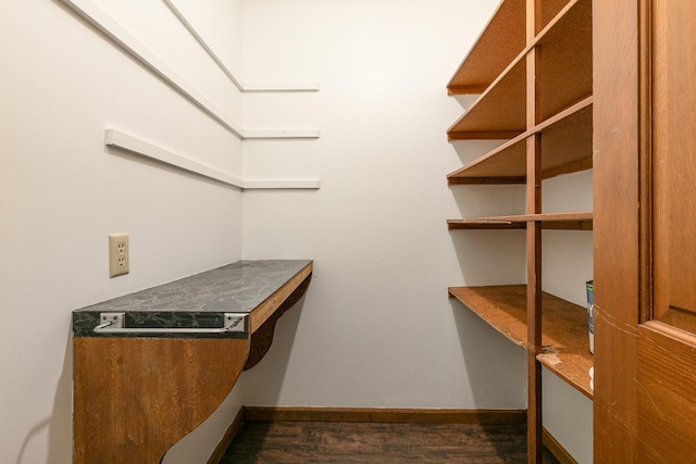 424 W Olive St, Bolivar, MO 65613 - view of storage area