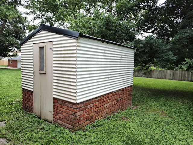 424 W Olive St, Bolivar, MO 65613 - view of shed