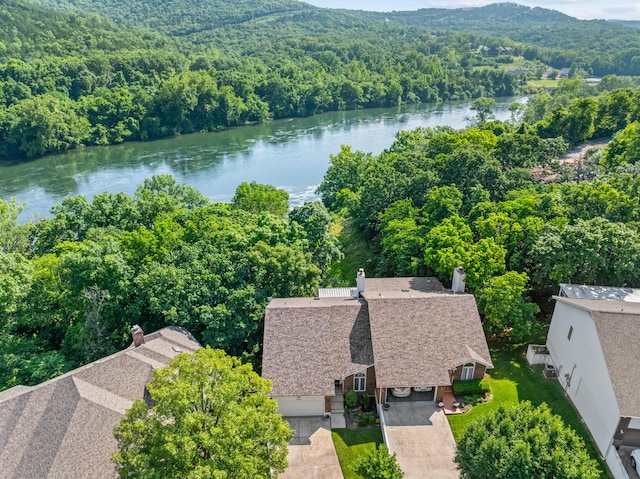 200 Eagle Pointe Dr, Branson, MO 65616 - view from above of property featuring a forest and a nearby body of water