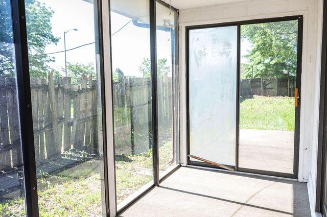 2812 W Maplewood St, Springfield, MO 65807 - view of unfurnished sunroom