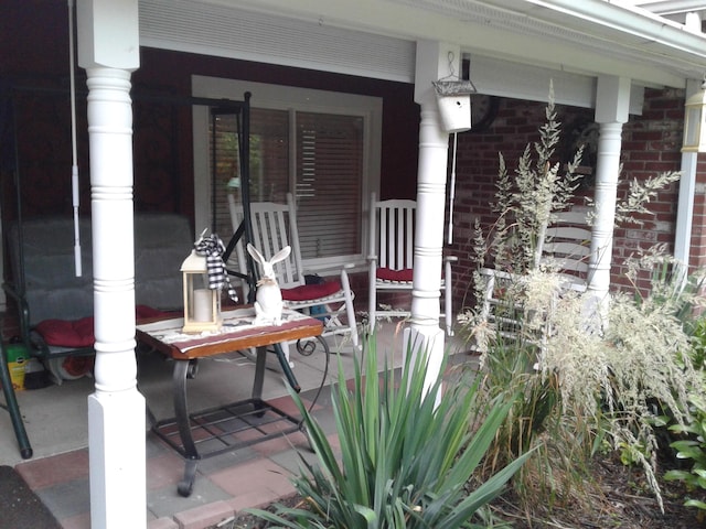 701 Spears Ave, Crane, MO 65633 - view of porch