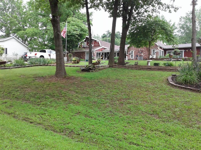 701 Spears Ave, Crane, MO 65633 - view of grassy yard