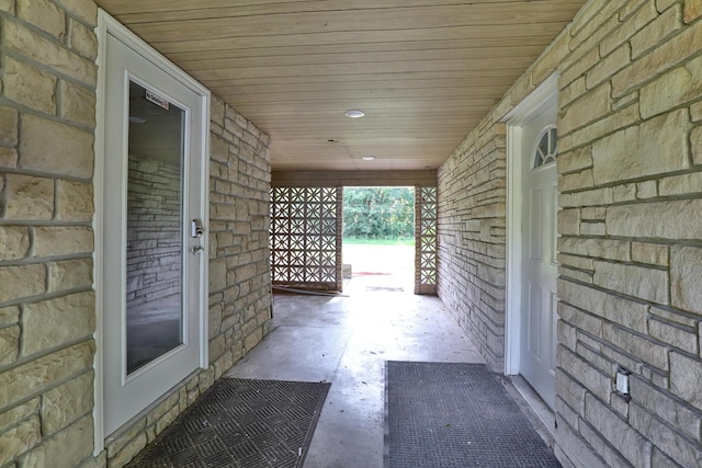 2225 N Plainview Ave, Springfield, MO 65803 - view of covered porch