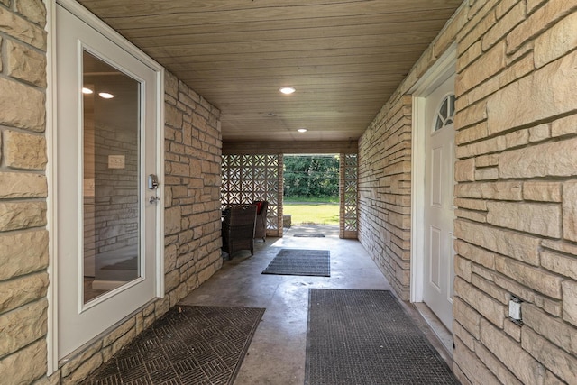 2225 N Plainview Ave, Springfield, MO 65803 - view of patio / terrace