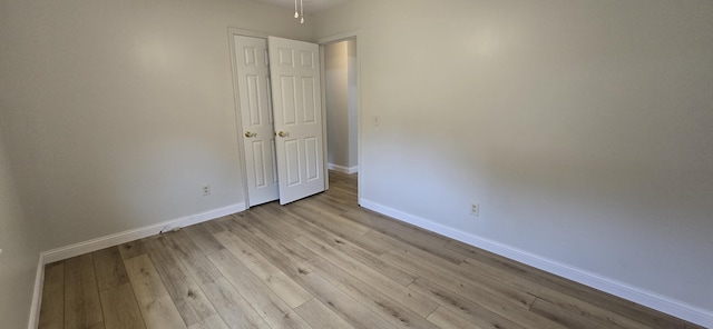 2782 W Swan St, Springfield, MO 65807 - spare room with light wood-style flooring and baseboards