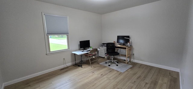 2782 W Swan St, Springfield, MO 65807 - office space featuring wood finished floors and baseboards