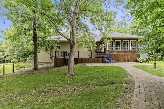 11996 N Farm Rd Unit 119, Brighton, MO 65617 - view of yard featuring a deck