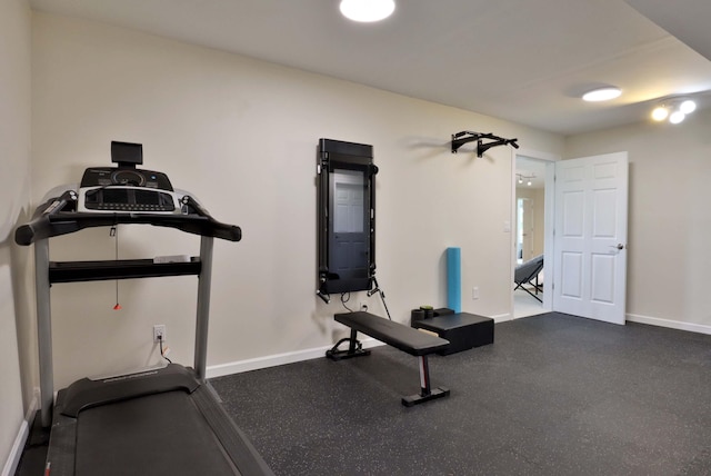 185 Tanner Rd, Branson, MO 65616 - exercise room with baseboards