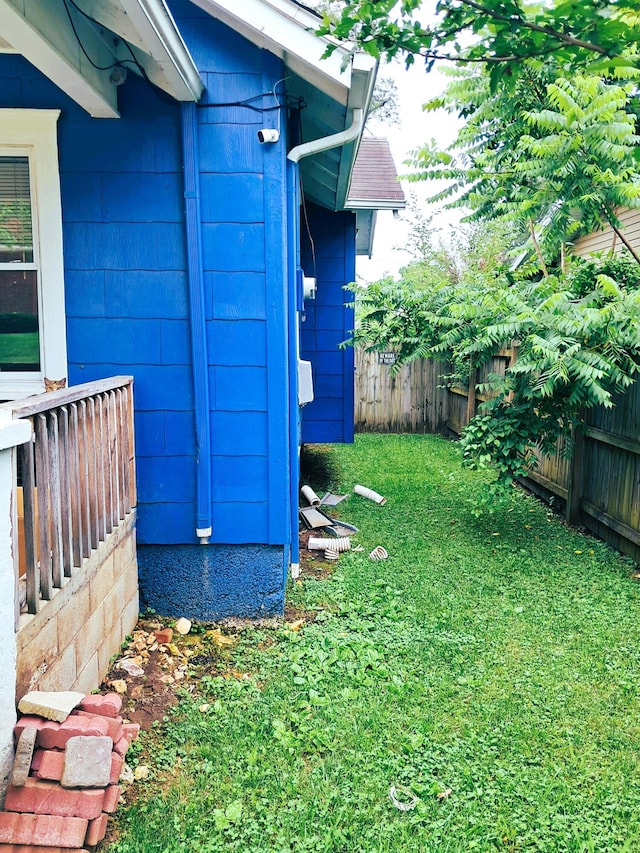 2412 W Olive St, Springfield, MO 65802 - view of fenced backyard