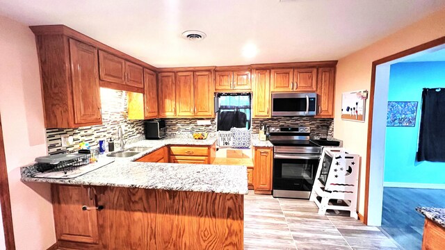 608 10th St, Monett, MO 65708 - photo 7