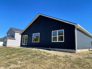 569 Abigail Ave, Republic, MO 65738 - photo 2