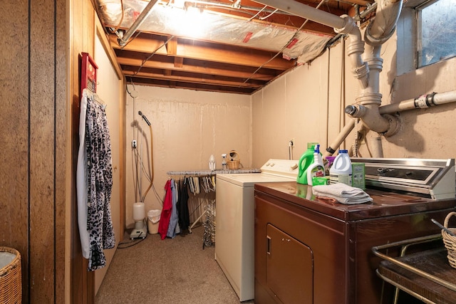 610 W Summit St, Bolivar, MO 65613 - laundry area featuring separate washer and dryer and carpet flooring