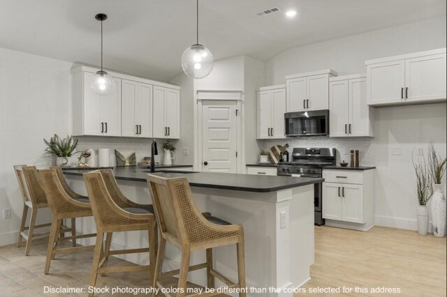 1102 W Pebblebrooke Dr, Ozark, MO 65721
