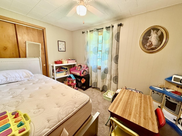 1128 E Crest Dr, Houston, MO 65483 - carpeted bedroom featuring a ceiling fan