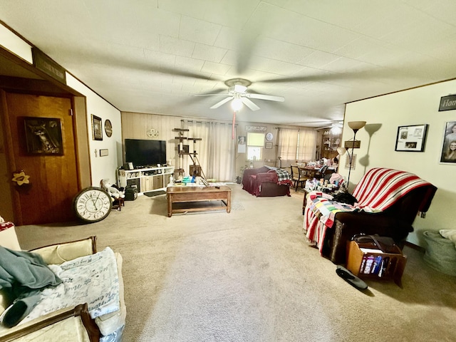 1128 E Crest Dr, Houston, MO 65483 - carpeted living area with ceiling fan