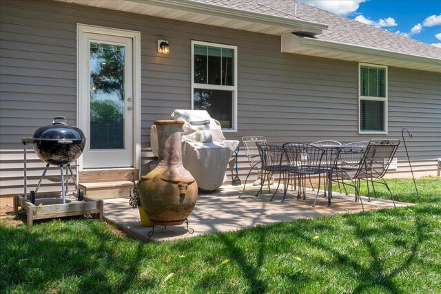 1651 N Penrose Ave, Nixa, MO 65714 - view of patio with area for grilling and entry steps