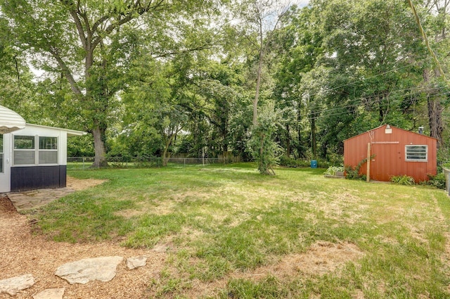 1317 S Willow Ave, Springfield, MO 65804 - view of yard with a storage unit