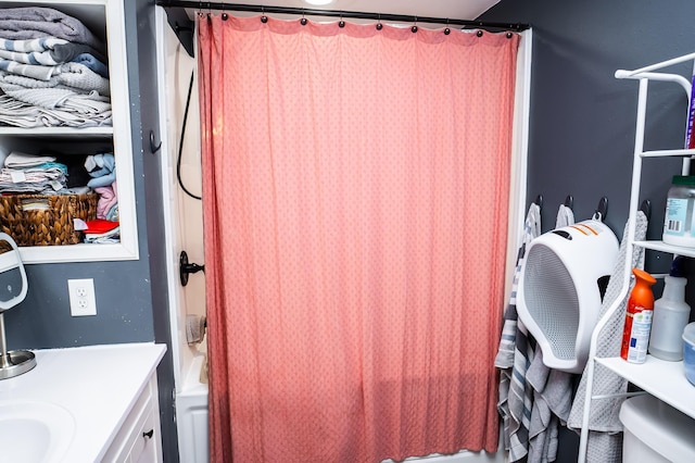 343 N Wood Ln, Fair Grove, MO 65648 - bathroom featuring shower / bath combo and vanity