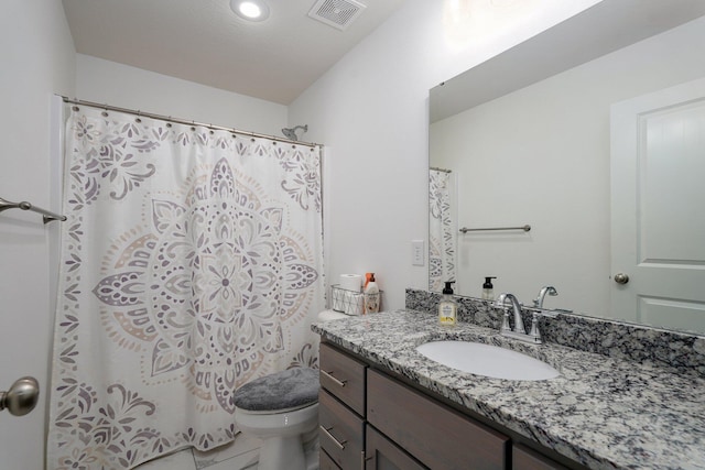 842 E Acacia Ln, Nixa, MO 65714 - full bathroom with vanity and a shower with shower curtain