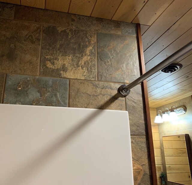200 NE 90th Ln, Lamar, MO 64759 - bathroom view