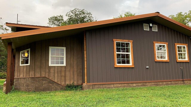 200 NE 90th Ln, Lamar, MO 64759 - view of side of property with a lawn