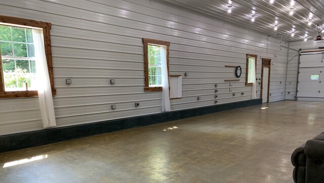 200 NE 90th Ln, Lamar, MO 64759 - view of garage