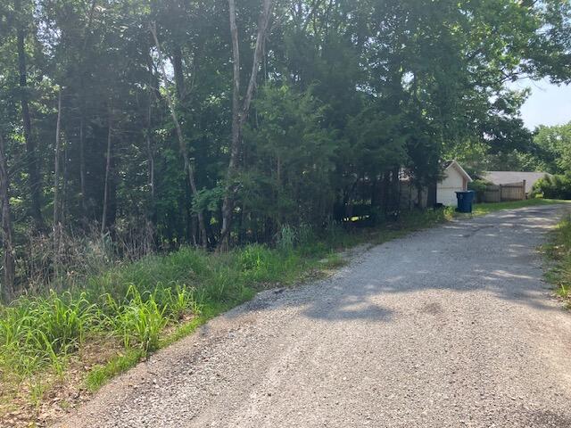 000 Holly Cir, Rockaway Beach, MO 65740