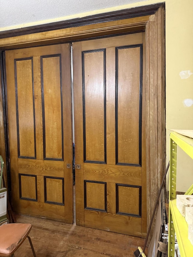 405 N Walnut St, Pierce City, MO 65723 - detailed view of wood finished floors
