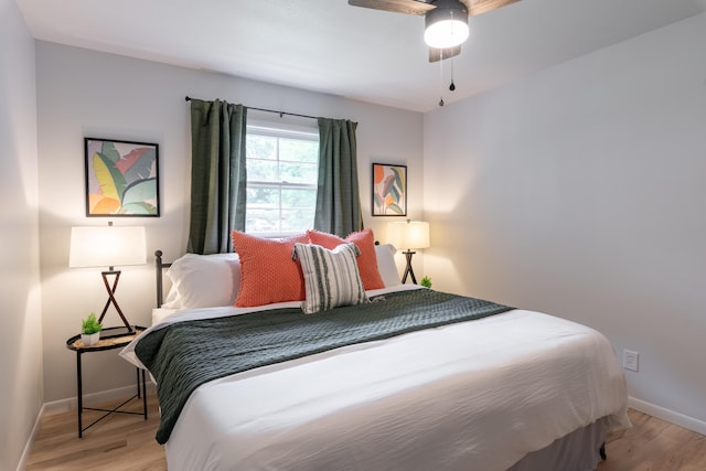 2443 S Kickapoo Ave, Springfield, MO 65804 - bedroom featuring light wood finished floors and a ceiling fan