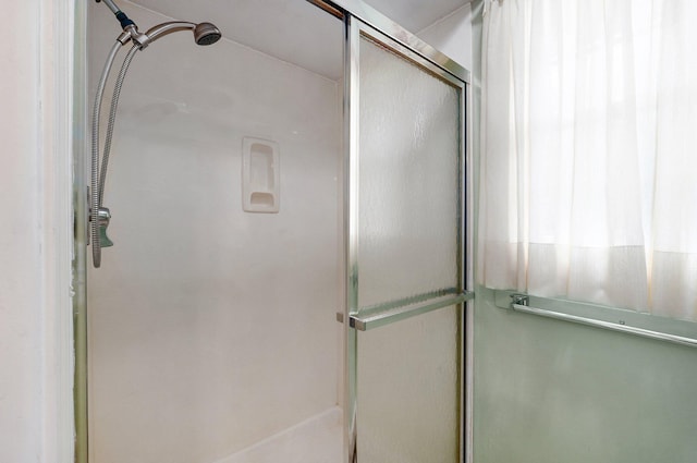 2133 E Cragmont St, Springfield, MO 65804 - bathroom featuring a shower stall
